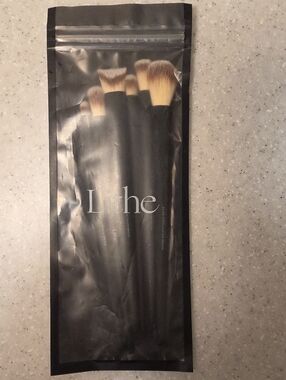 Lithe Black Makeup Brush Set – 6-Piece Professional Brush Kit